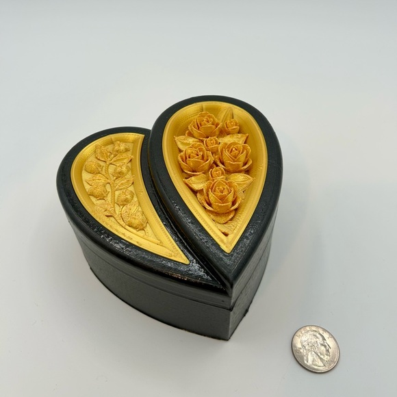 Jewelry - Large Heart Jewelry Box - Black and Gold.  Can be customized to any color combo.